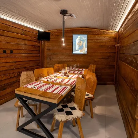 Complex Turistic Casa Romaneasca Hotel Calimanesti