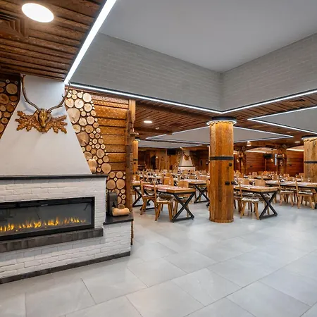 Complex Turistic Casa Romaneasca Hotel 4*