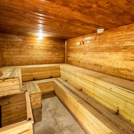 Complex Turistic Casa Romaneasca 4*