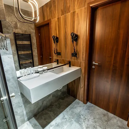 Hotel Complex Turistic Casa Romaneasca Calimanesti